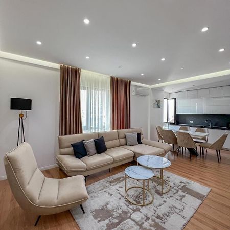 Lux Apartment At Arlis 地拉那 外观 照片