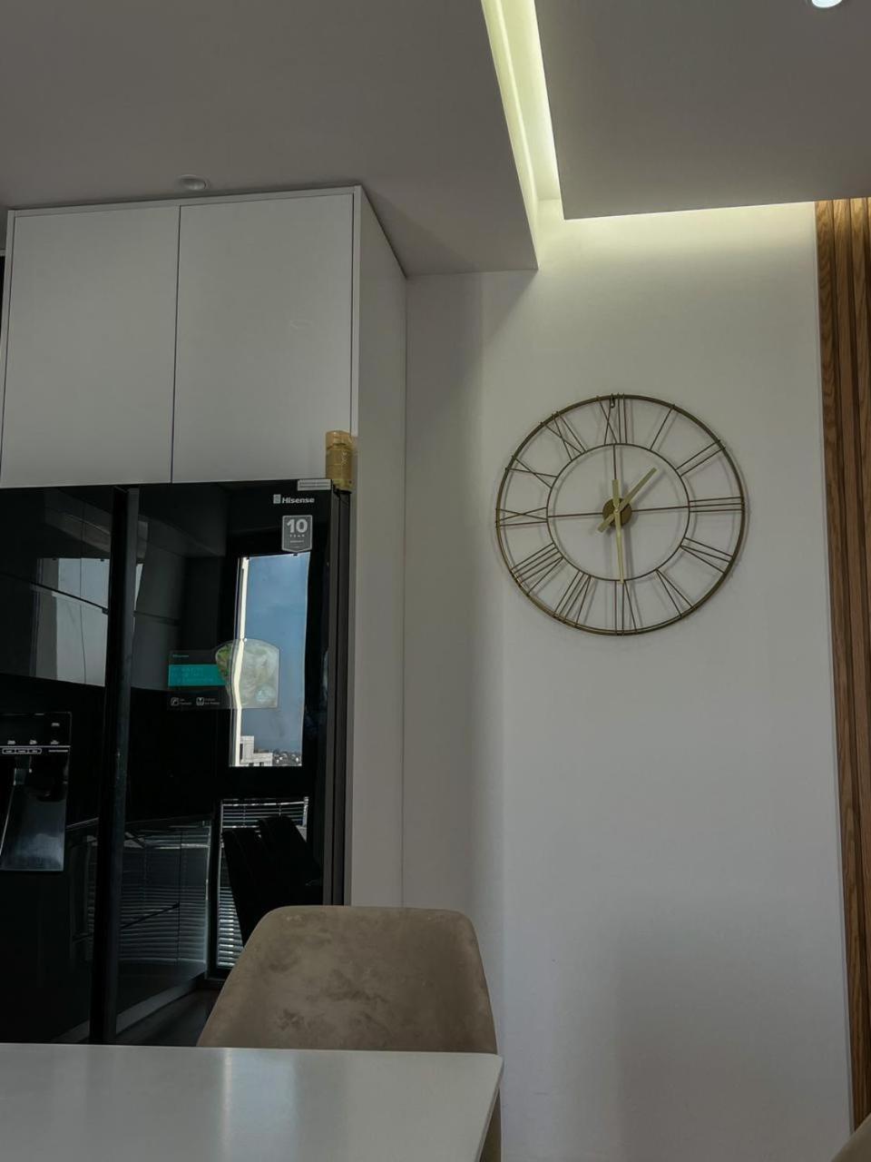 Lux Apartment At Arlis 地拉那 外观 照片